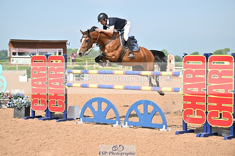 240512A-110519-17473 - Cls 48 National 1.30m Open