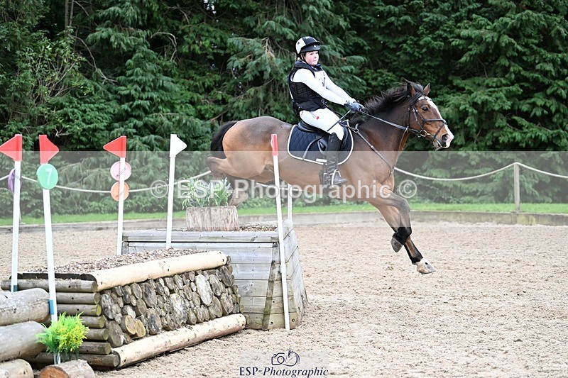 241117-141153-04470 - Cls 3 90-95cm 14.00 to 15.00