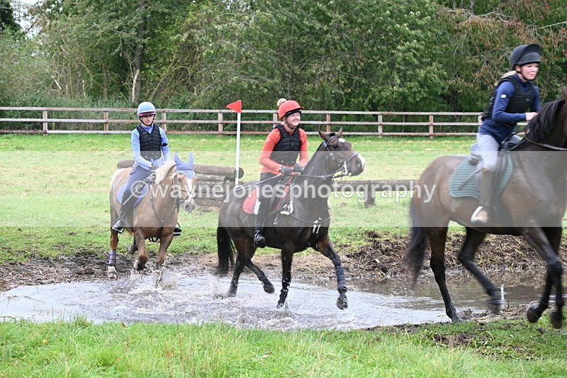 WJ6_6723 - Time at Photographer 13:06 to 13:23