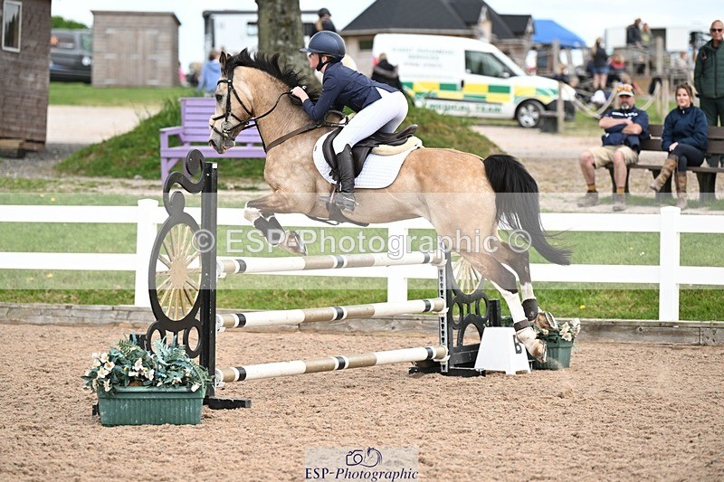 250504-132518-03439 - Cls 21+22 Club and Schools 1m