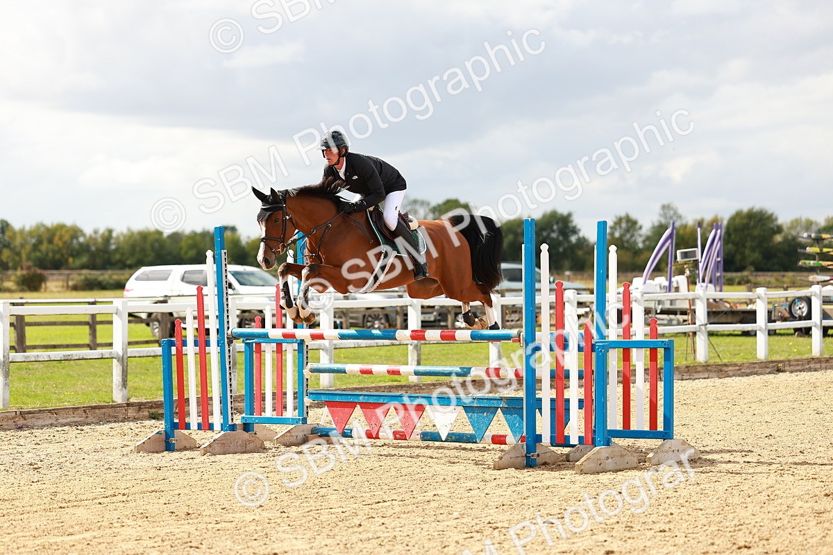 SBM_001240 - Class 4 - Senior Newcomers - 1.10m