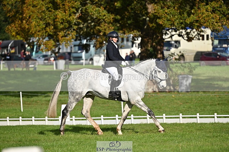 251024A-101250-08270 - G-554-Kerri.Mcnicol