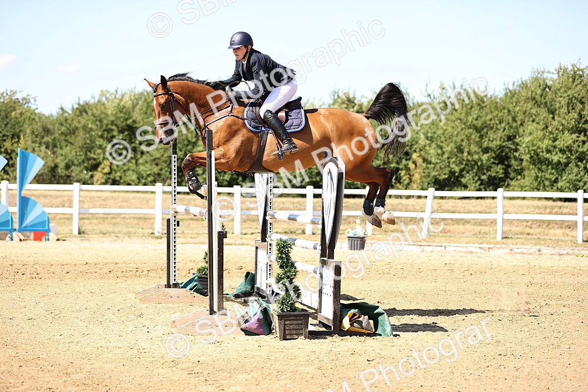 SBM_015129 - Class 16 - Senior foxhunter - 1.20m Open