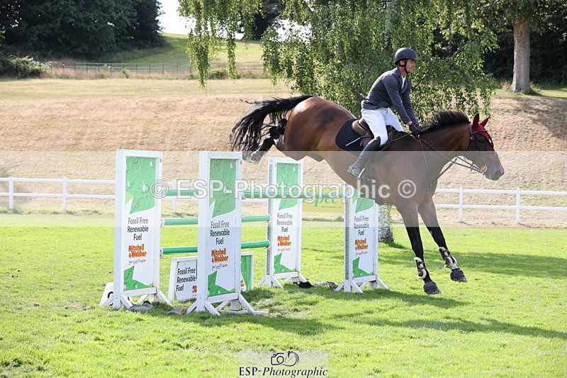 250704A-171130-12324 - Cls 18 Snr 1.40m Grand Prix
