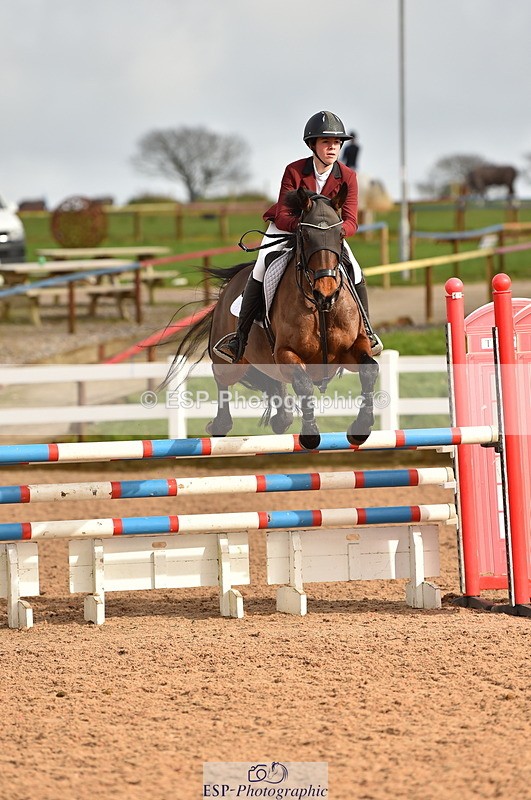 240210A-130446-01297 - Cls 9 Foxhunter & 1.10m Open