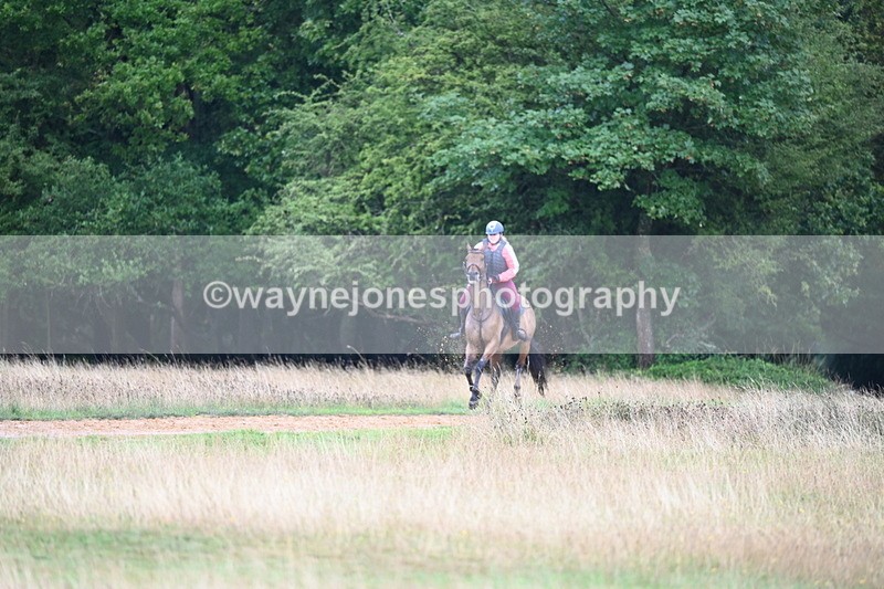 DSC_3915 - Time at Statue 14:56 to 15:05