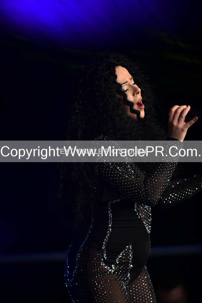 SH4_6013 - The Cher Experience