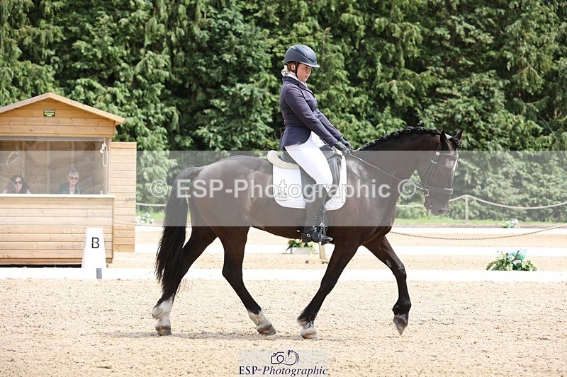 240721-141828-09505 - 232-Samantha_Pring-Tongwynlais_Moon_Dancer