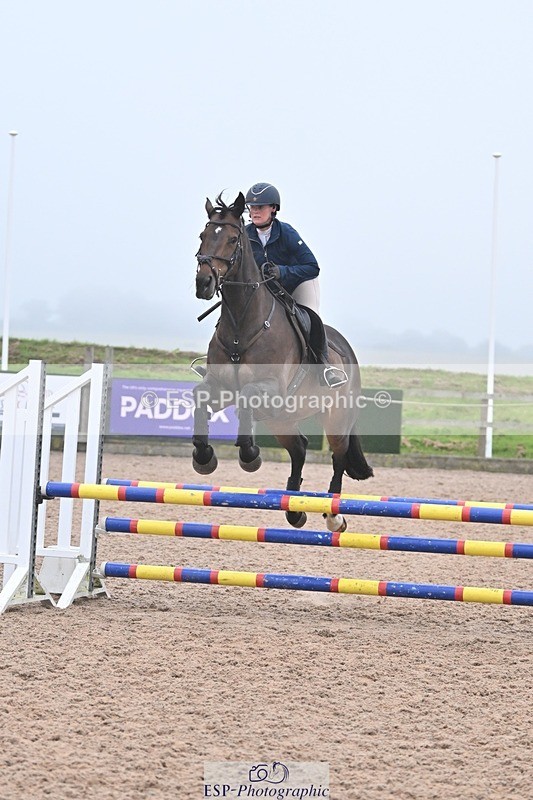 240813-191510-00861 - Classes 7 A&B 90cm