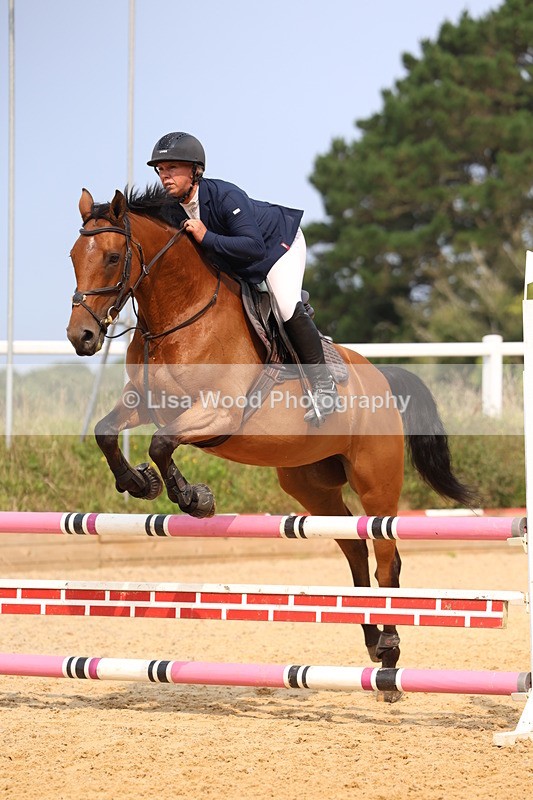 3E7A1149 - Class 4: Senior British Novice/90cm open