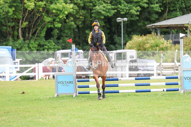 3E7A1042 - Class 4: 70cm Senior