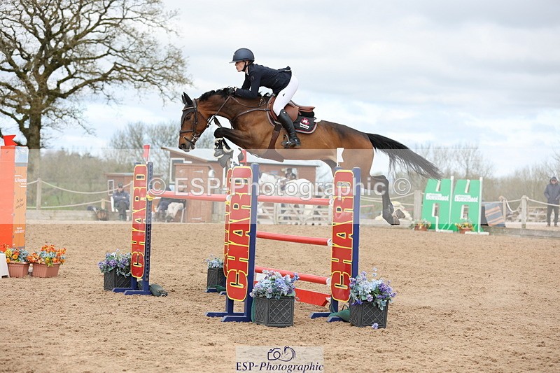 240419A-120253-06977 - Cls 6, 2 Star Medium Tour 1.35m