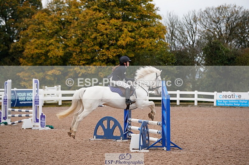 241027A-094156-01848 - SUN Cls 2 Pony Intro 70cm