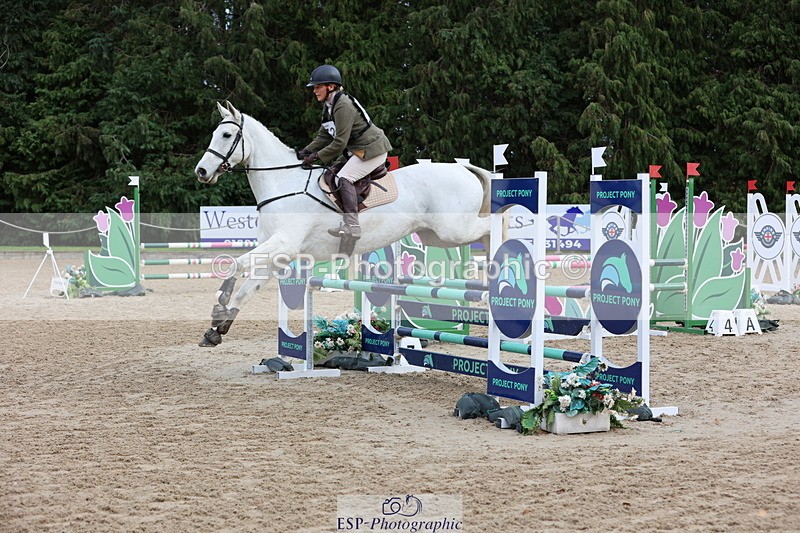 251026A-121721-24609 - G-572-Laura.Pitman