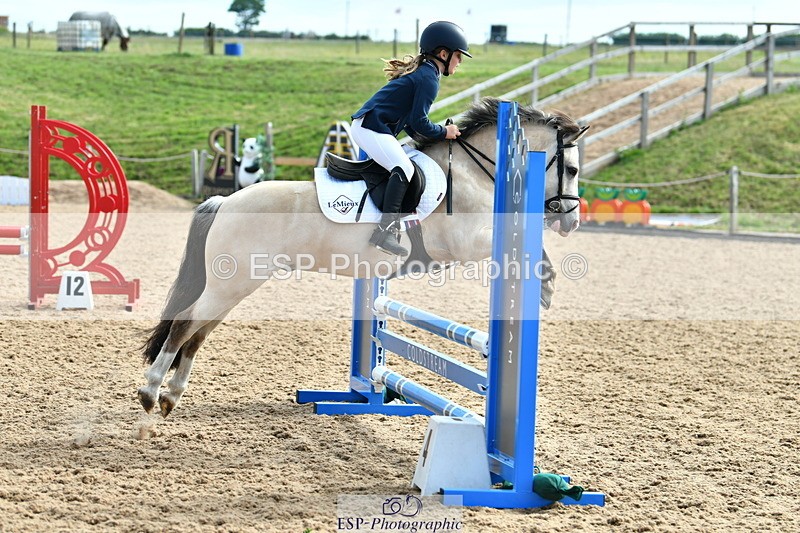 230624A-092034-00135 - Cls 36 Stepping Stones 128 & 138cm