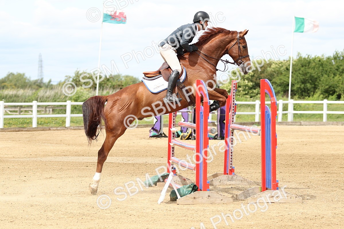 SBM_000904 - Class 4 - Senior Newcomers - 1.10m