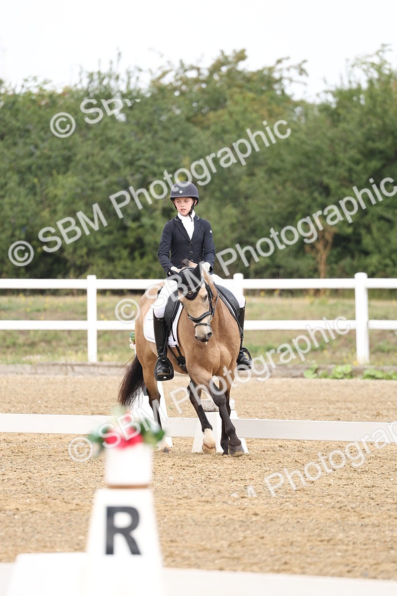 SBM_005791 - Class 6 - Novice 6 - 10.26-11.29