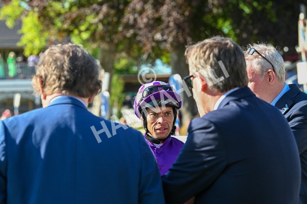 140525-Race 7-Great Bedwyn-3187 - Race 7 5.25pm Stuey Weston & Friends Getting Out Handicap