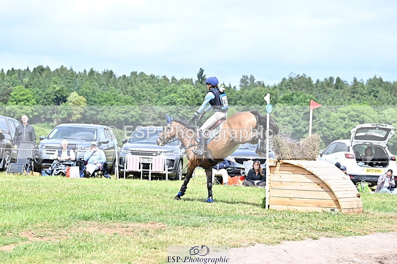 250525A-134805-16331 - D-455-Sarah.Clark-CASALLIA.S