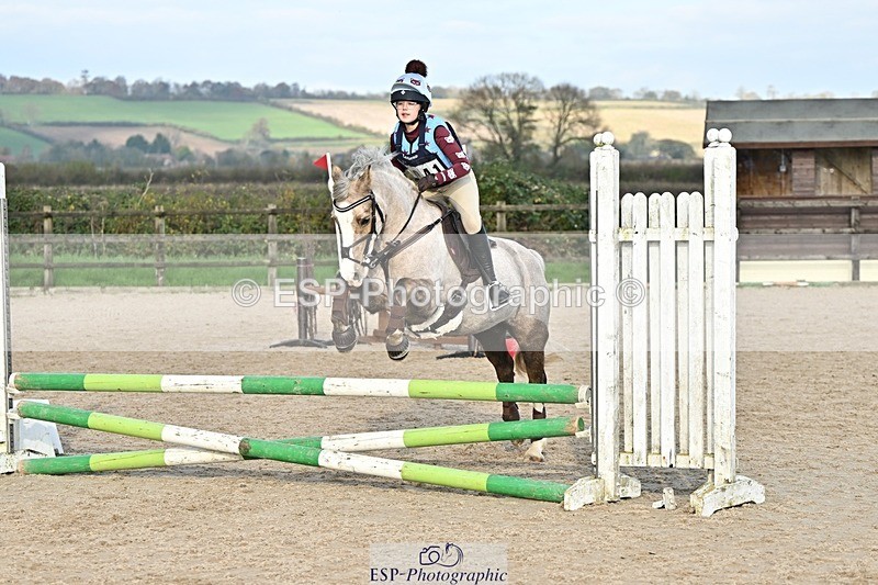 241110-132706-00835 - 60-65cm Arena Eventing