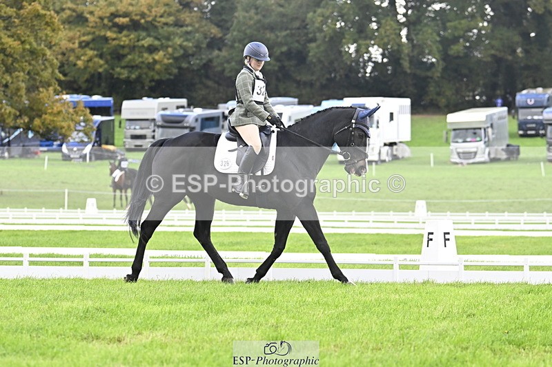 251023A-135427-04187 - D-326-Chloe.Williams