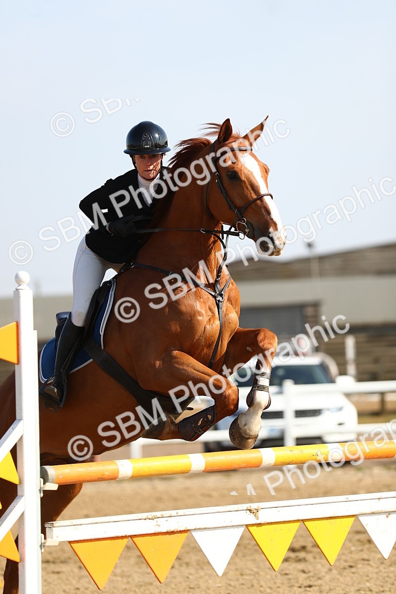 SBM_001442 - Class 5 - Senior Foxhunter - 1.20m