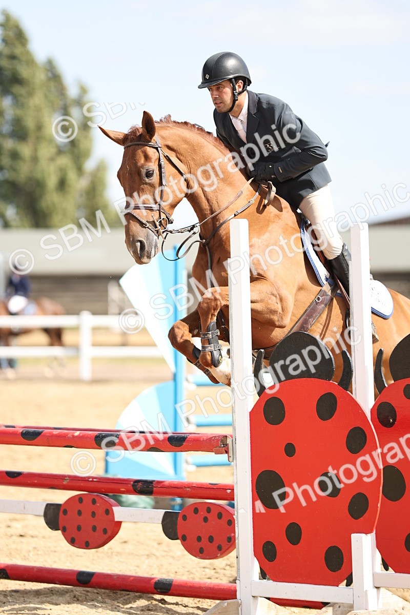 SBM_005009 - Class 5 - Senior Discovery - 1.00m Open
