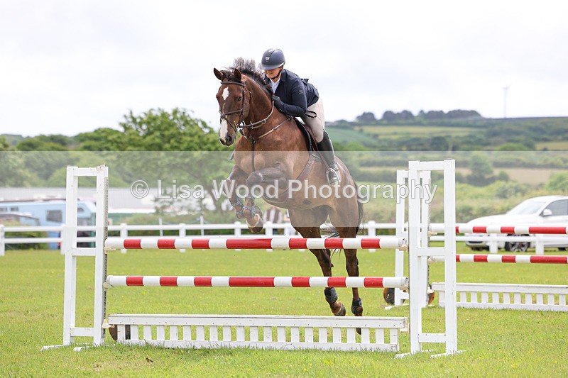 3E7A6875 - Class 11: Senior Newcomers/1.10 open