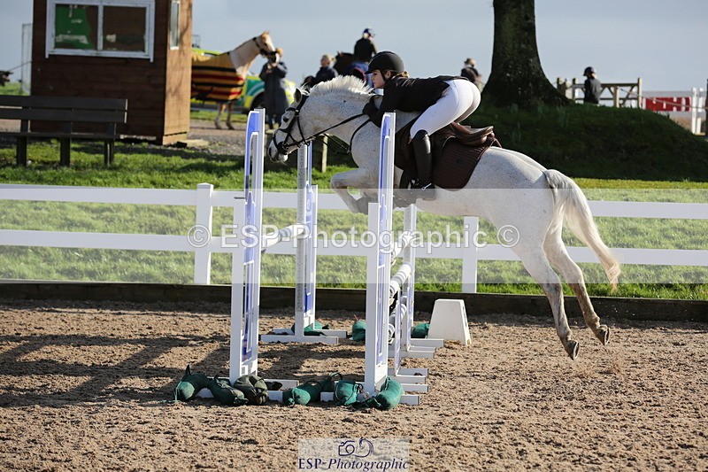 240211A-113147-02470 - Cls 5 Pony Newcomers & 1m Open