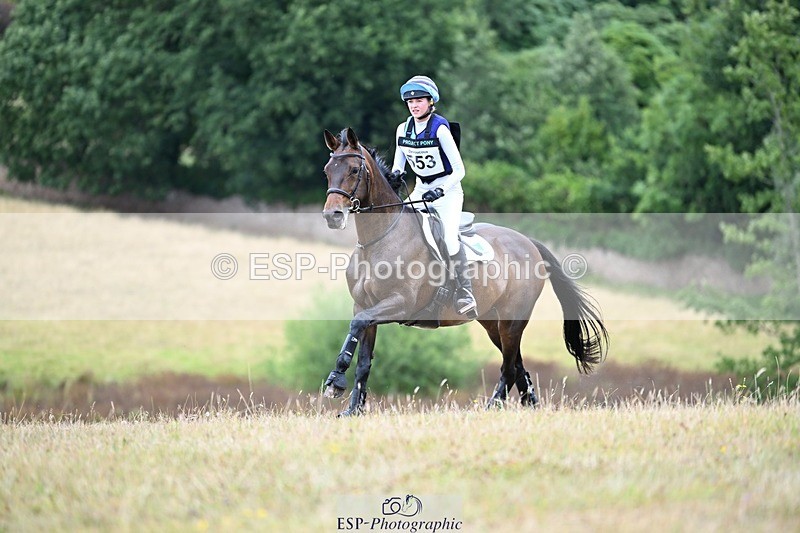 250803A-123600-13239 - M-553-Beatrice.Hayman-Joyce-ICONIC