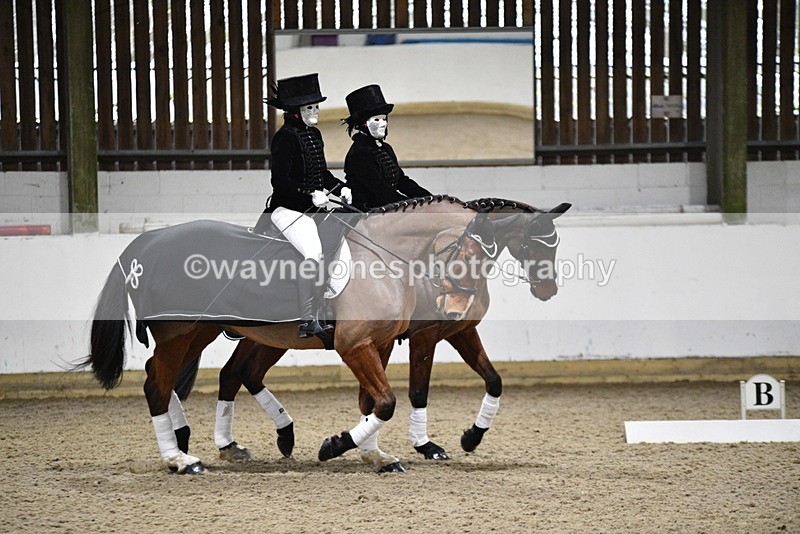 WJ5_9666 - Time 13:04 to 13:41 Fancy Dress DTM