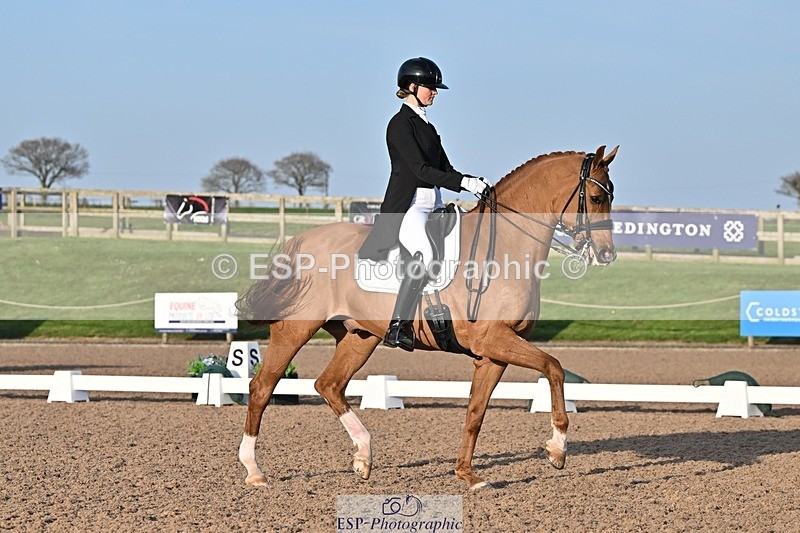 250404-182940-08675 - 150-Nathalie.Wahlund-Cerano.Gold