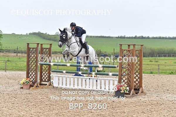 BPP_8260 - CLASS 19 SAT CLASS 19 SAT Senior Newcomers/ 1.10m Open