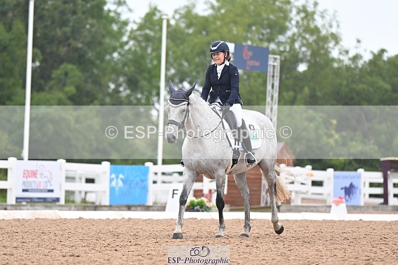 240815A-111237-00249 - 229-Jane.Phillips-Fair.duchess