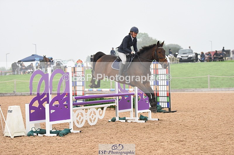 230916A-160426-05479 - Cls 18 Snr 95cm Derby