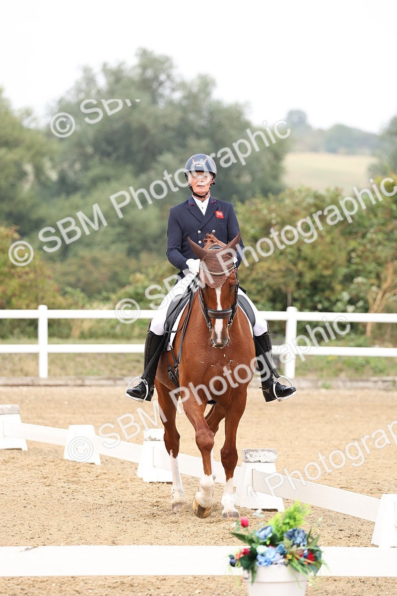 SBM_007429 - Class 9 - FEI INT I - 14.57-15.45