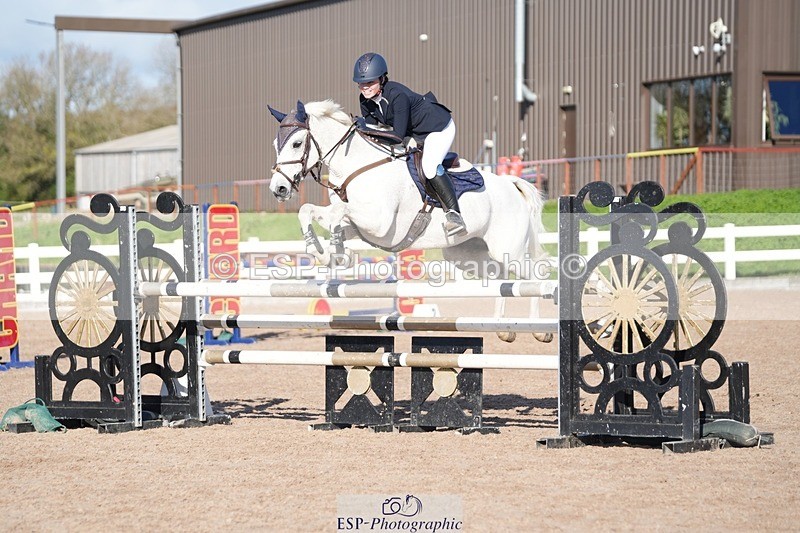 251025-144627-00657 - Cls 14+15 Blue Chip JC + JA, 1.15 Members Cup