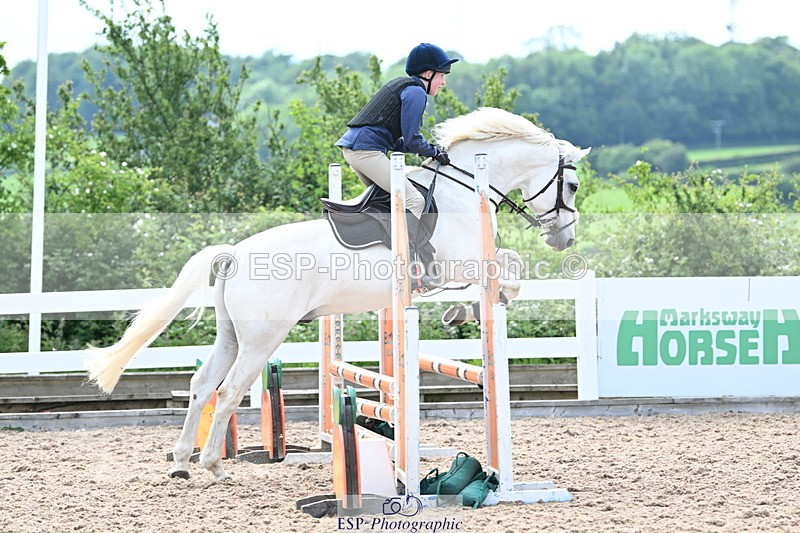 240611A-171929-00530 - 70cm