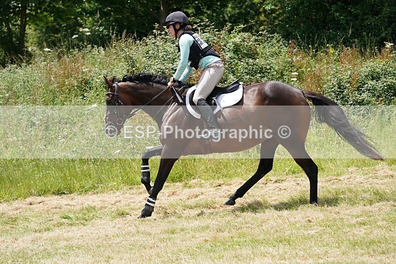 240630X-133054-7407 - 330-Katherine_Jarman-THEQUEENBEE