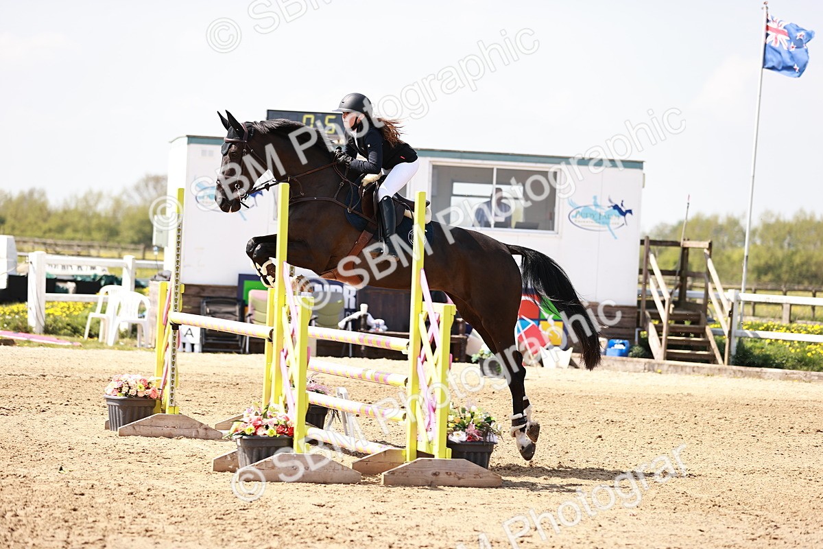  - Class 23 - Senior 1.05m