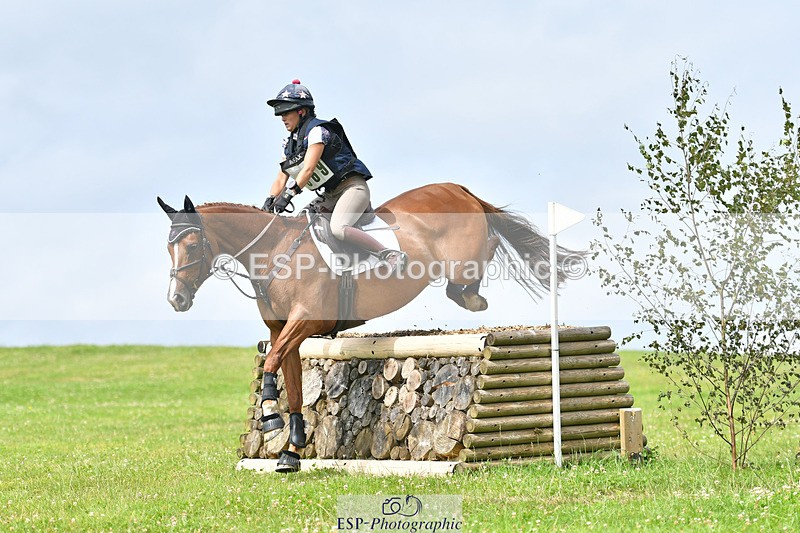 240804-115500-11892 - 369-Melissa_Joannides-STELLA_NOVA