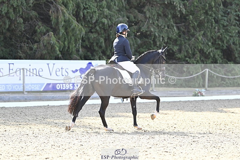 250810A-100424-04762 - 064-Amy.CoxPretty.Picture