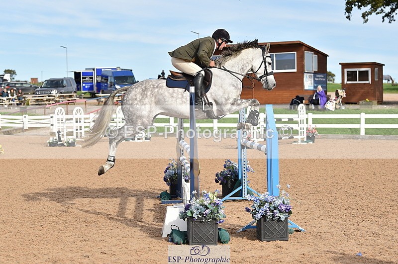 231015A-150110-08857 - Cls 26 1.05m Grand Prix