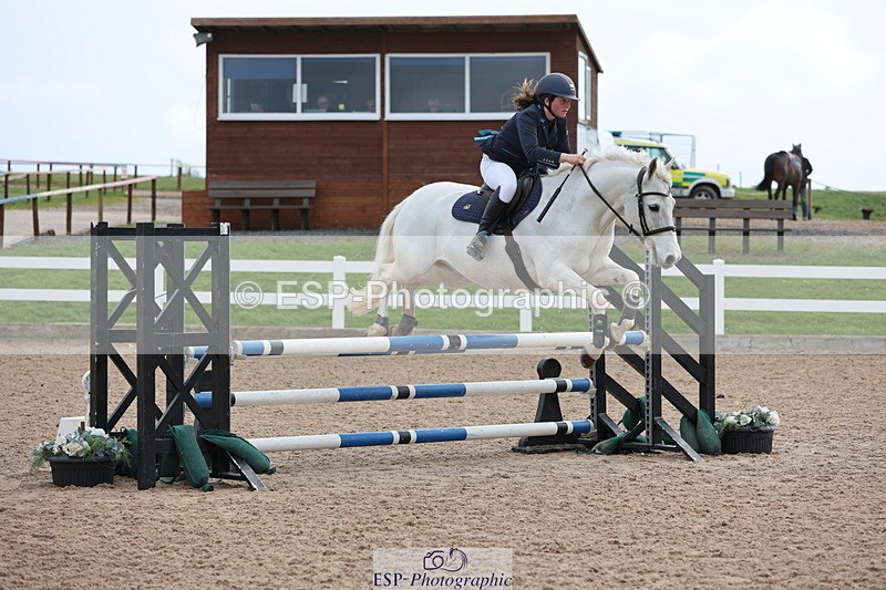 240406A-111942-03015 - Cls 20 British Novice and 90cm Open