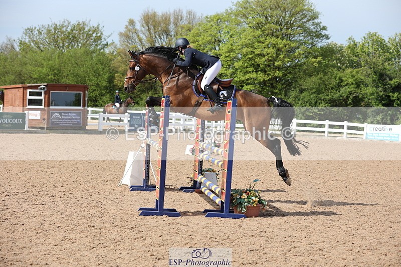 240510A-101543-05641 - Cls 14 Discovery and 1m Open