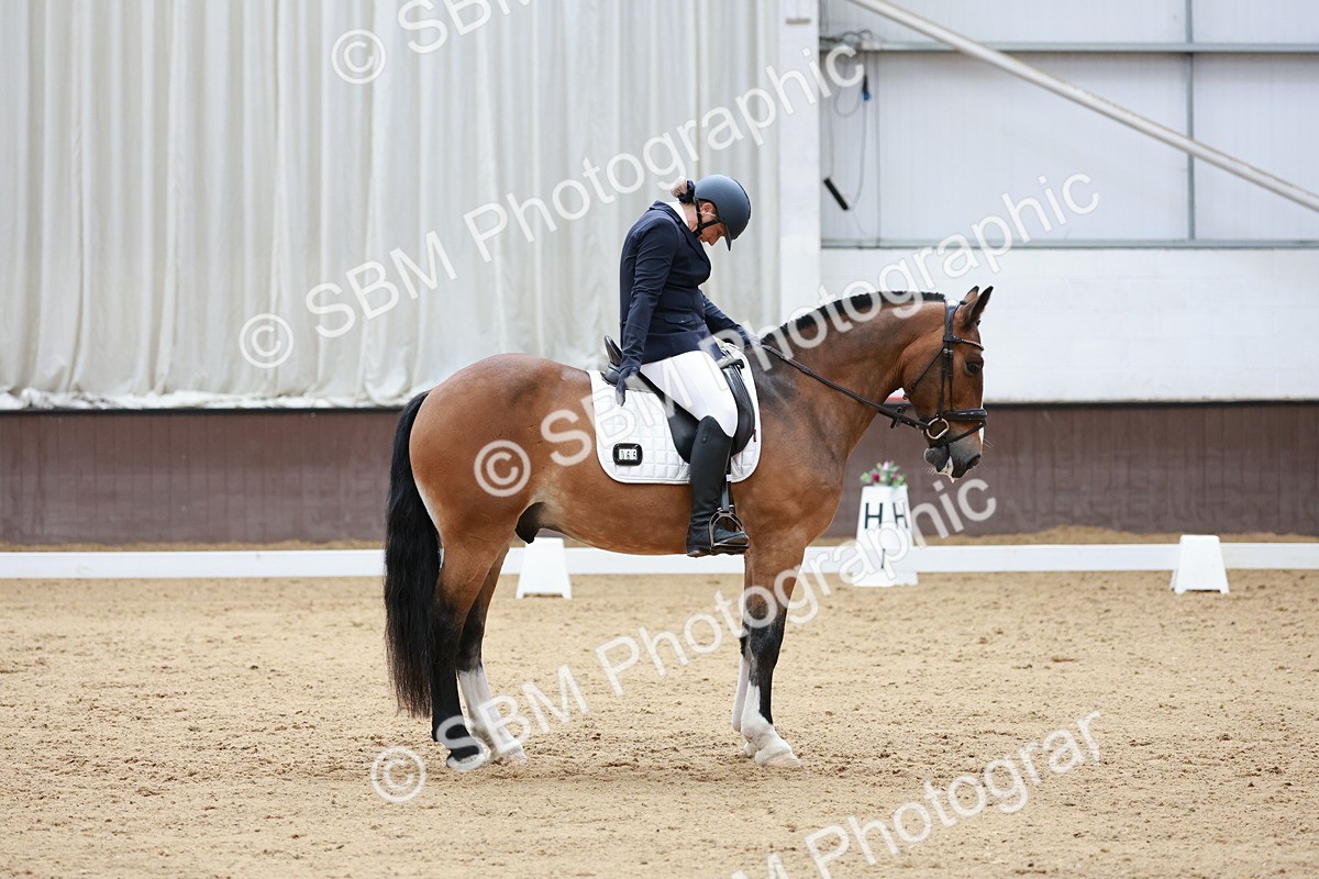 SBM_009046 - Class 6b - Novice 6 - 11.02-12.19