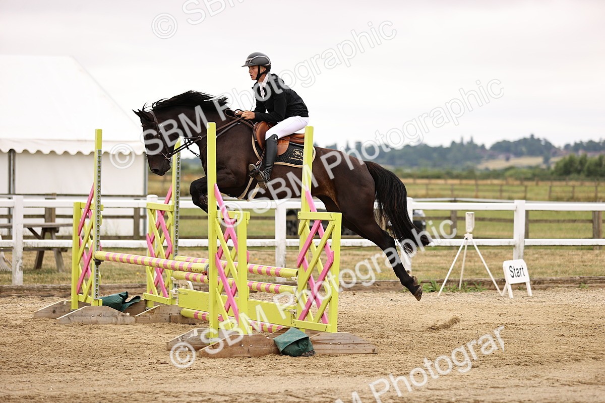 SBM_024355 - Class 8 - Clear Round