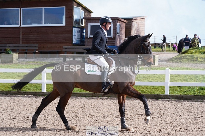 250222-115944-01708 - Cls 12 Newcomers and 1.10m Open