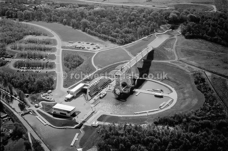 A00519B 16bitX2BW The Falkirk Wheel 2004 - Settlements, infrastructure and attractions