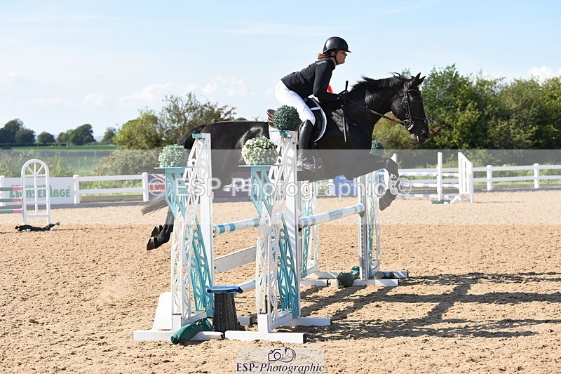 230915A-150248-00737 - Cls 12 1.05m Amateur Qualifier